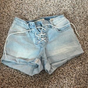 PacSun Jean shorts with a tie! Super comfy and stretchy!